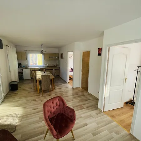 Apartment Vendeghaz *